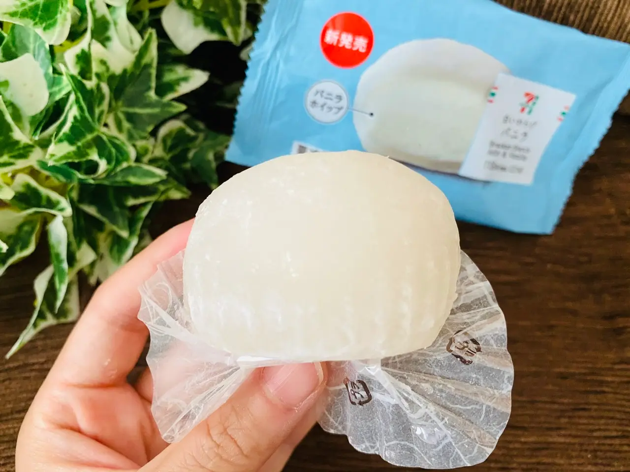 【7.11セブン-イレブンの日】衝撃的な食感!新作★和スイーツ《白いわらびバニラ》を食べてみた♡_3