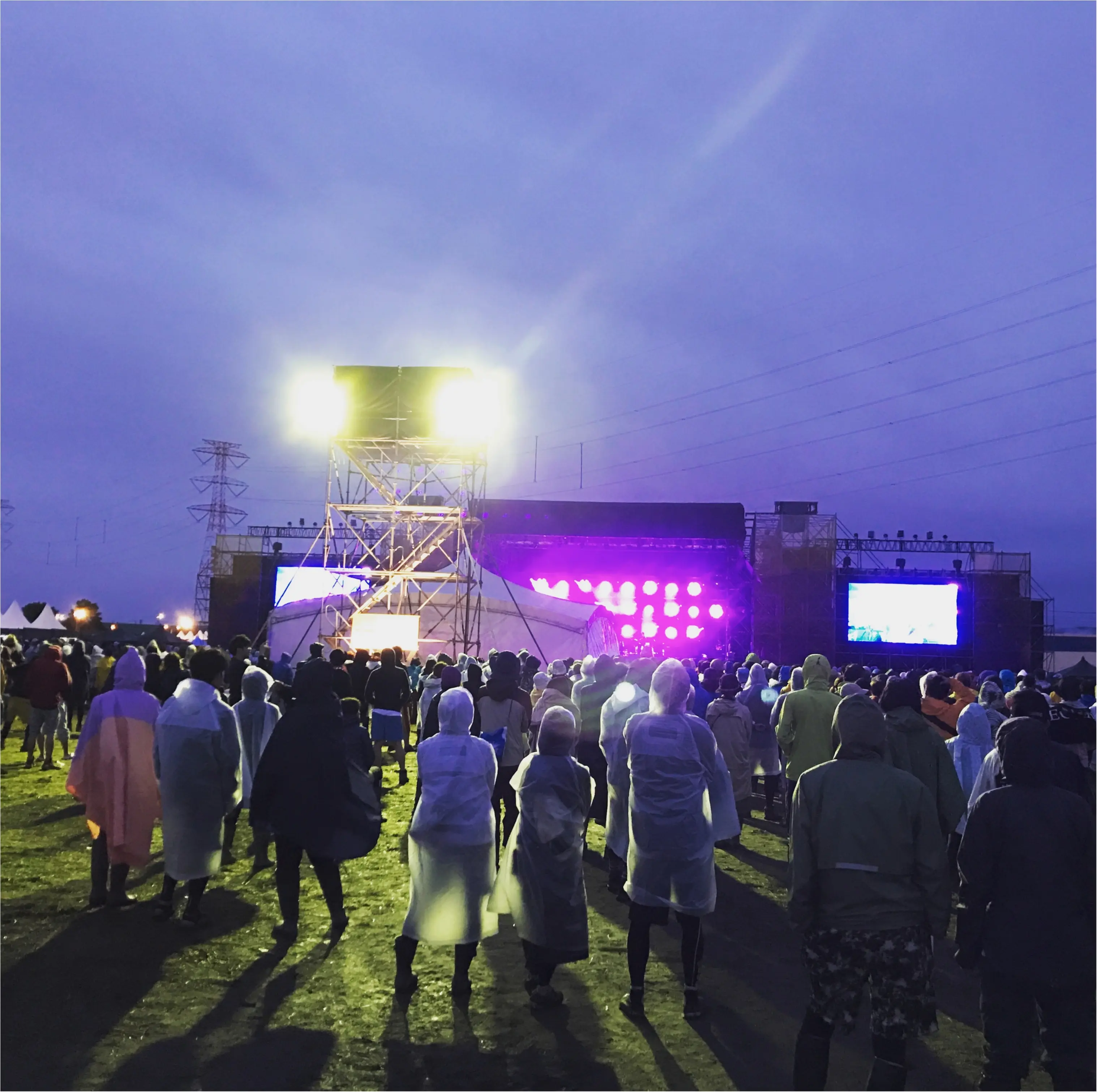 夏だ!FESだ!RISINGSUNROCKFESTIVALだ!いよいよ夜明けに向かいます!_3