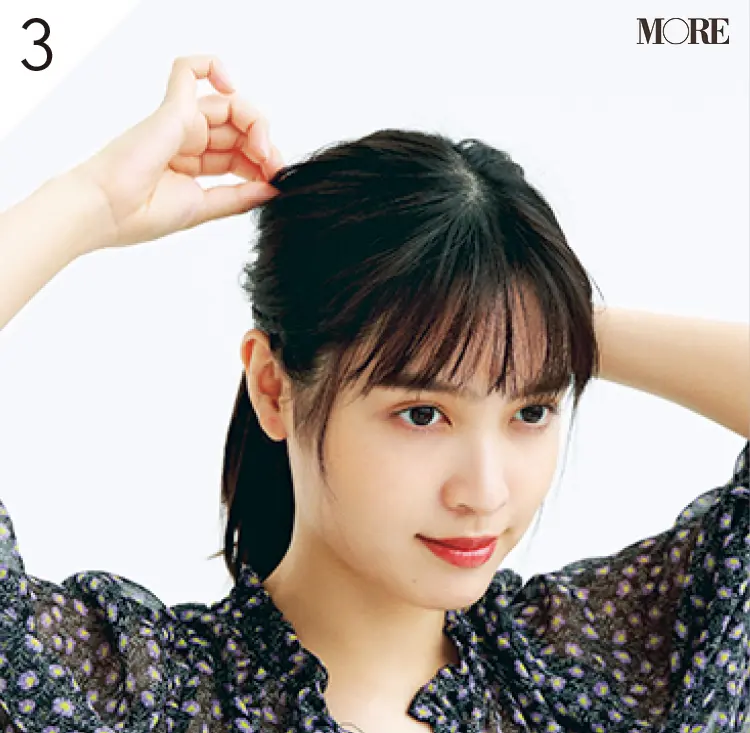 女っぽいけど甘すぎない小顔ヘアアレンジ! いつものポニーを華やかに見せる、旬の「極細三つ編み」ヘア♡ _5