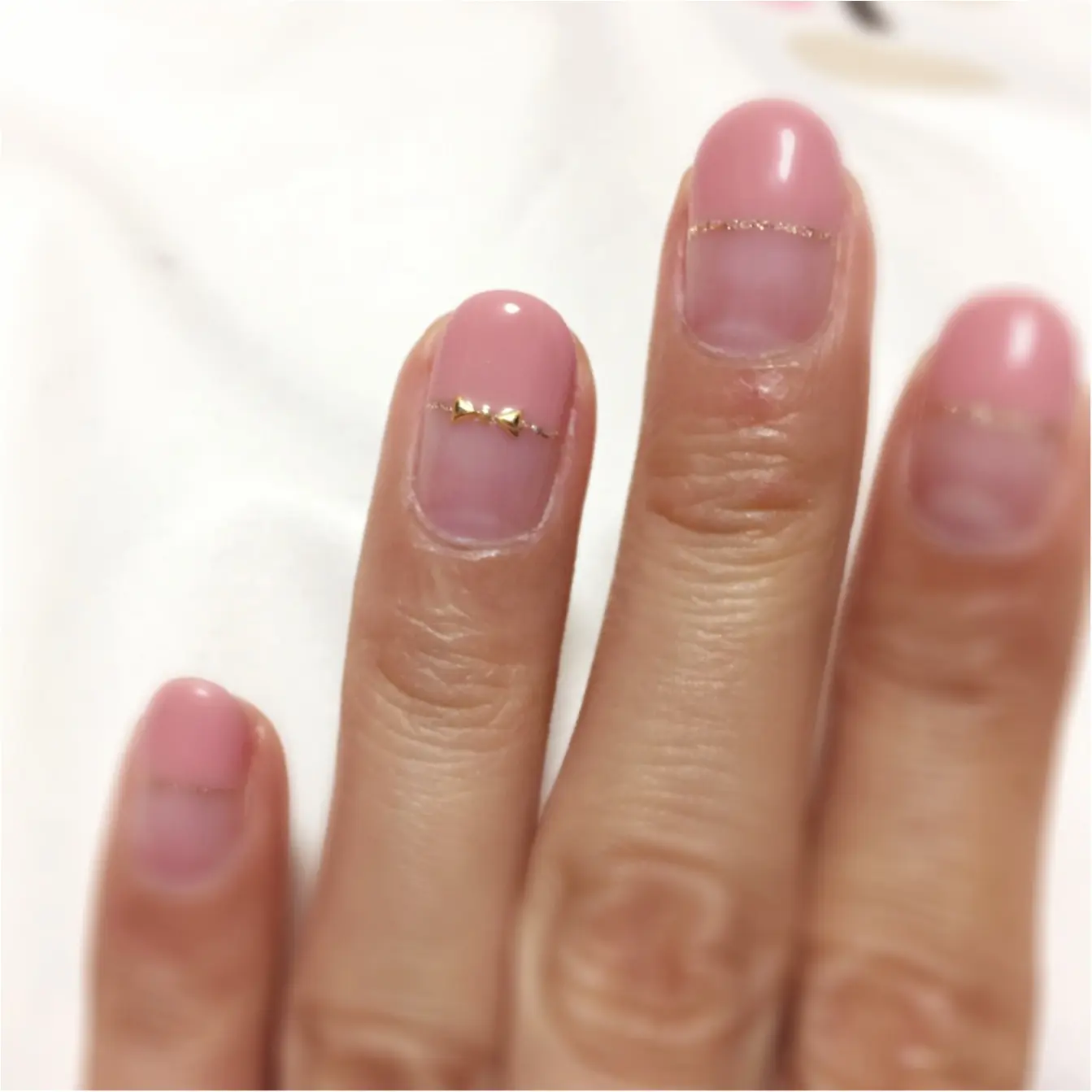 安定の可愛さのフレンチ♡今月のオフィスネイル_2