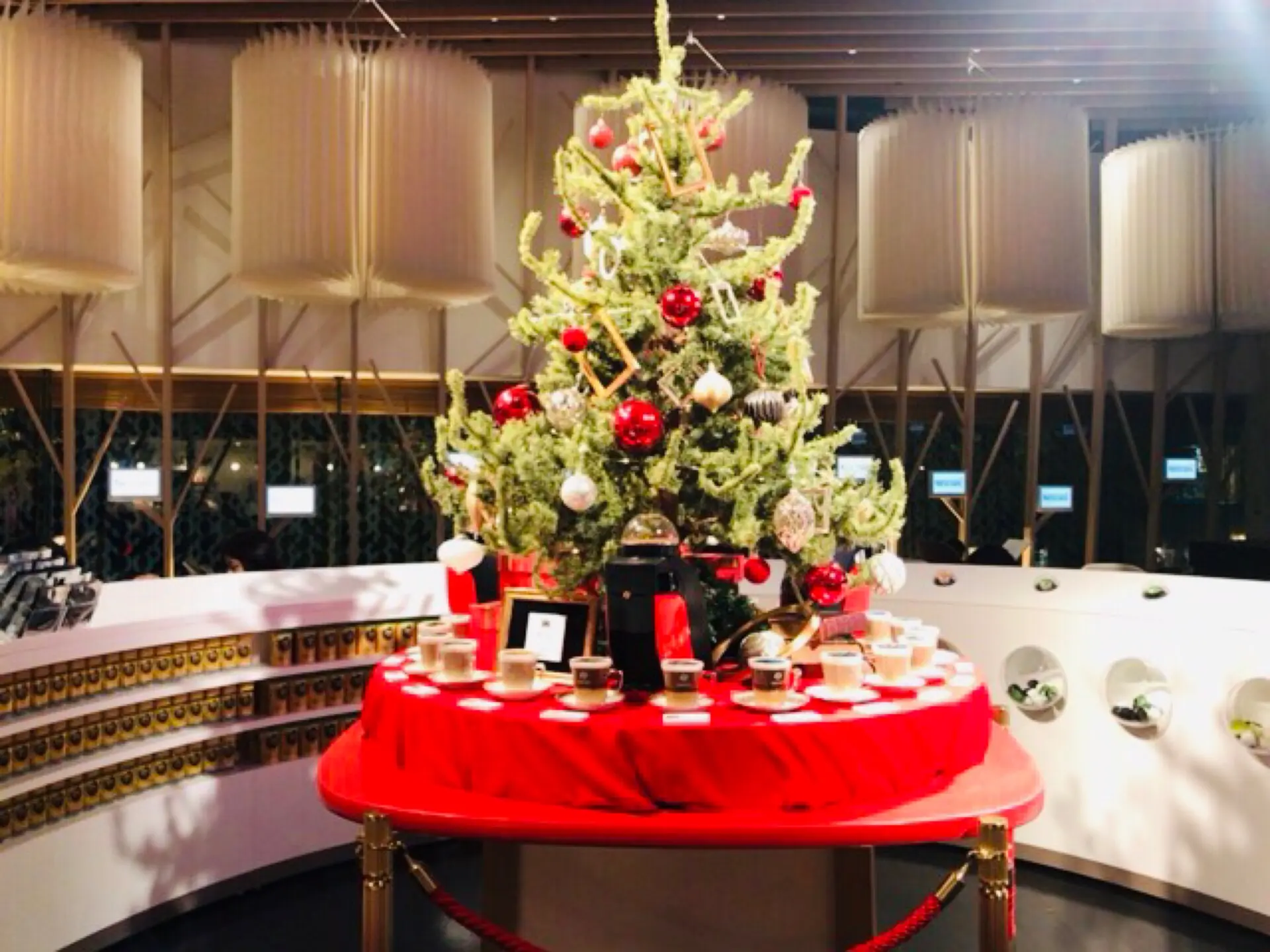 展示時間10分!ゴッホなどの名画ラテアートが楽しめる《飲める美術館》がオープン★_7