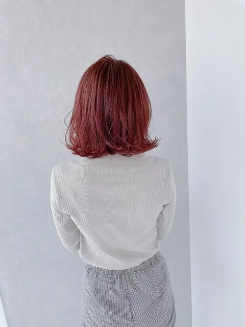 ブリーチ無しでキュートなピンク髪に!話題の#わたるマジック でダークストロベリーミルクに染めました♡_2