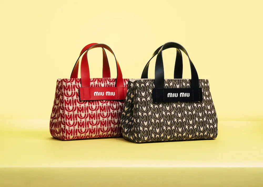 完成品 MIU MIU トートバッグ - 通販 - trd-chp.com