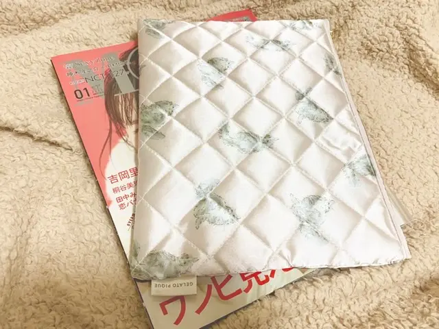 11月28日 (木)【 MORE 1月号 】特別付録は『GELATO PIQUE』豪華 3点セット_5