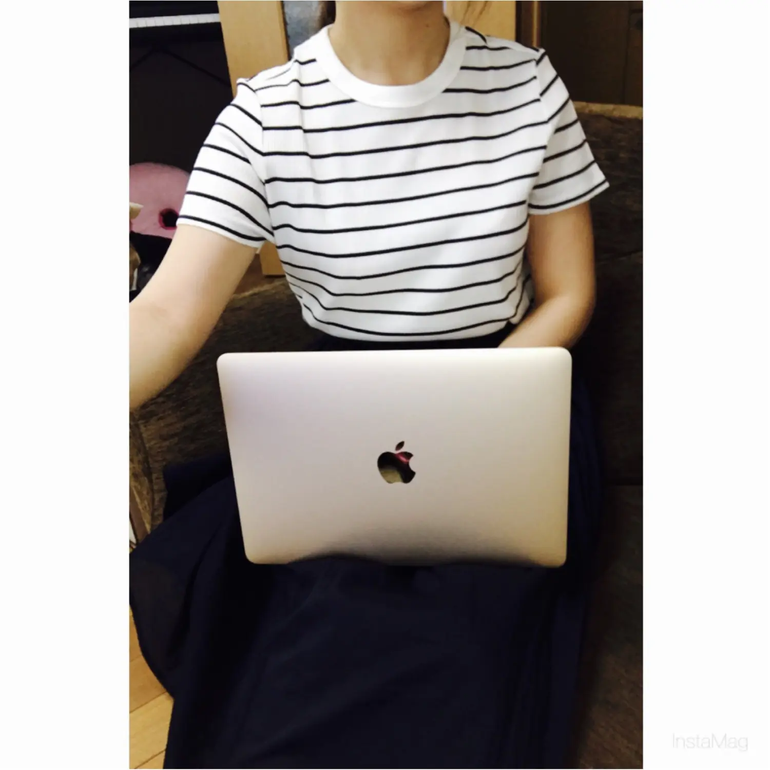 念願の【MacBook】!!スタイリッシュなデザインに惚れぼれです❤︎_1