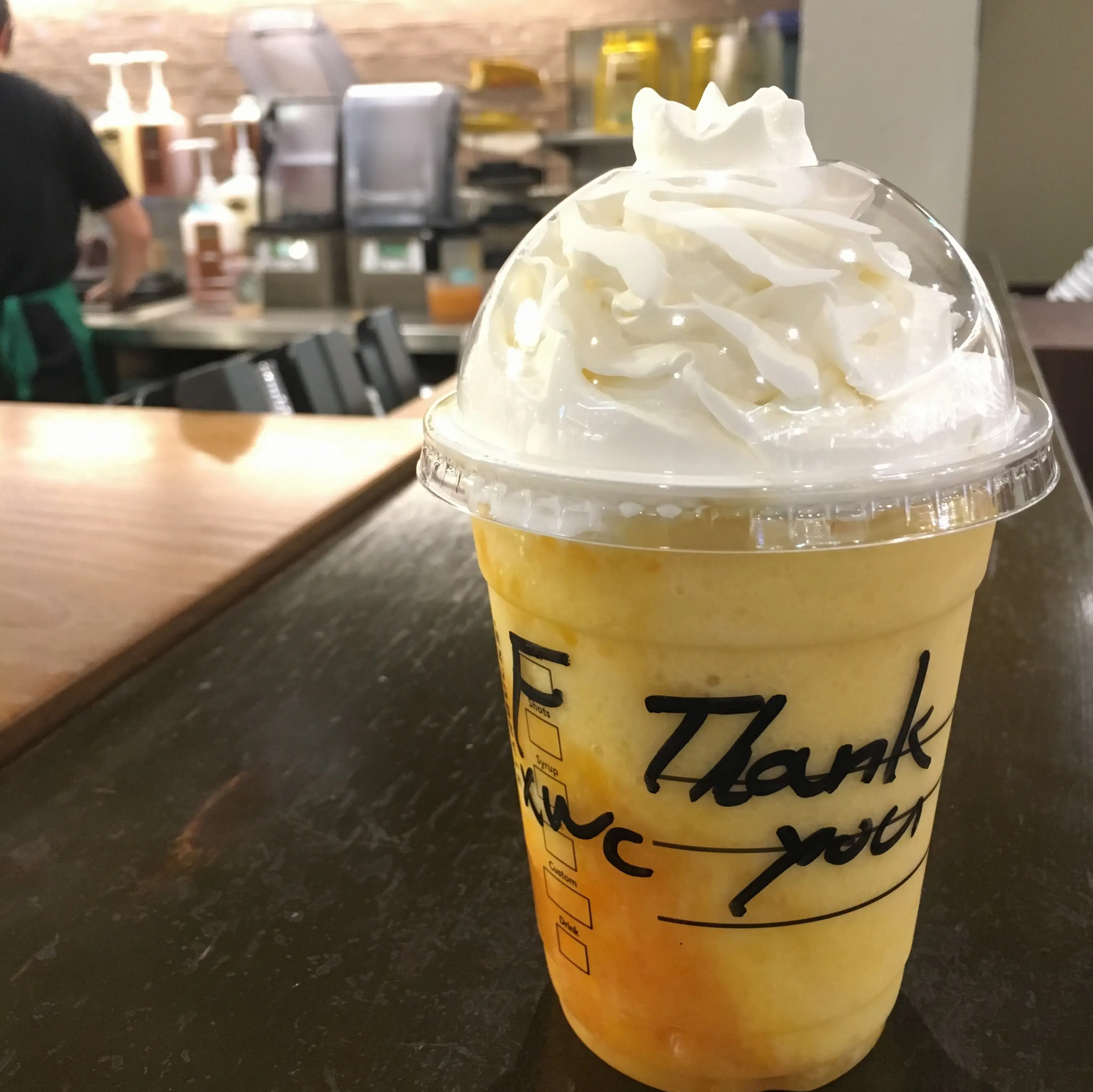 スタバで振り返る2016年!《また飲みたい限定フラペチーノ❤️》勝手にベスト3!!_6