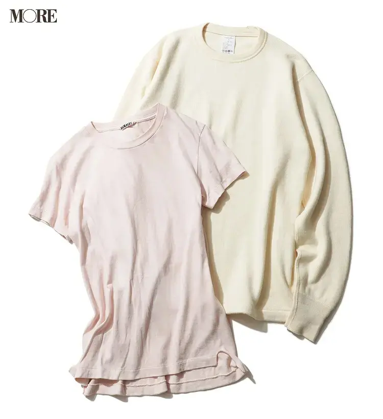 飯豊まりえ愛用の白ニットとピンクTシャツ