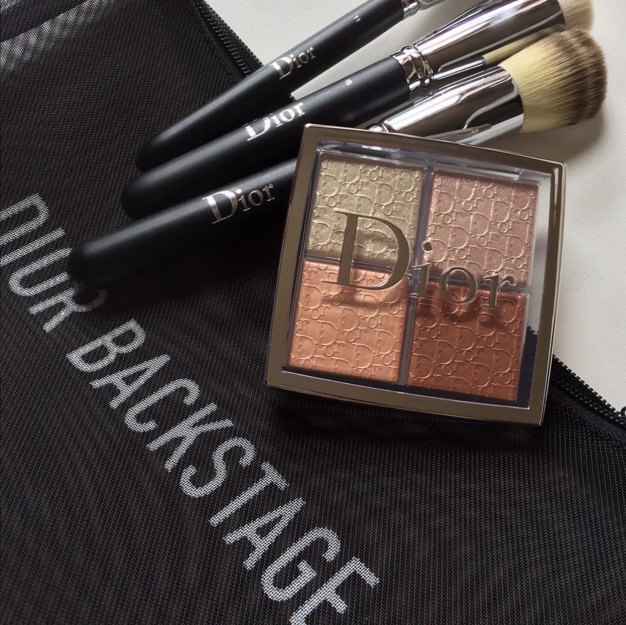 今日、どのつやにする? 『Dior』の新パレットと出かけよう♡_1