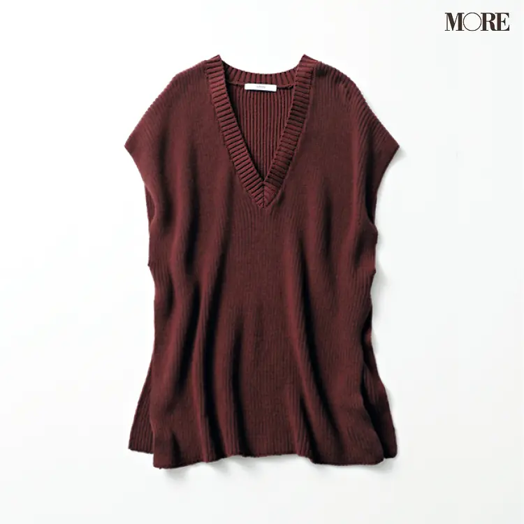 白Tシャツに重ねるだけで。【ニットベスト】は真っ先に飛びつきたい秋服No.1!_3
