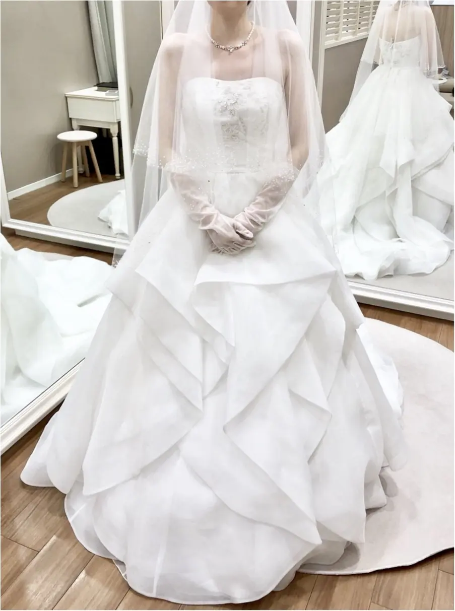 卒花さんに聞く【ドレス特集】- 結婚式・二次会におすすめ! プレ花嫁さんに人気のおしゃれなウェディングドレスは?_38