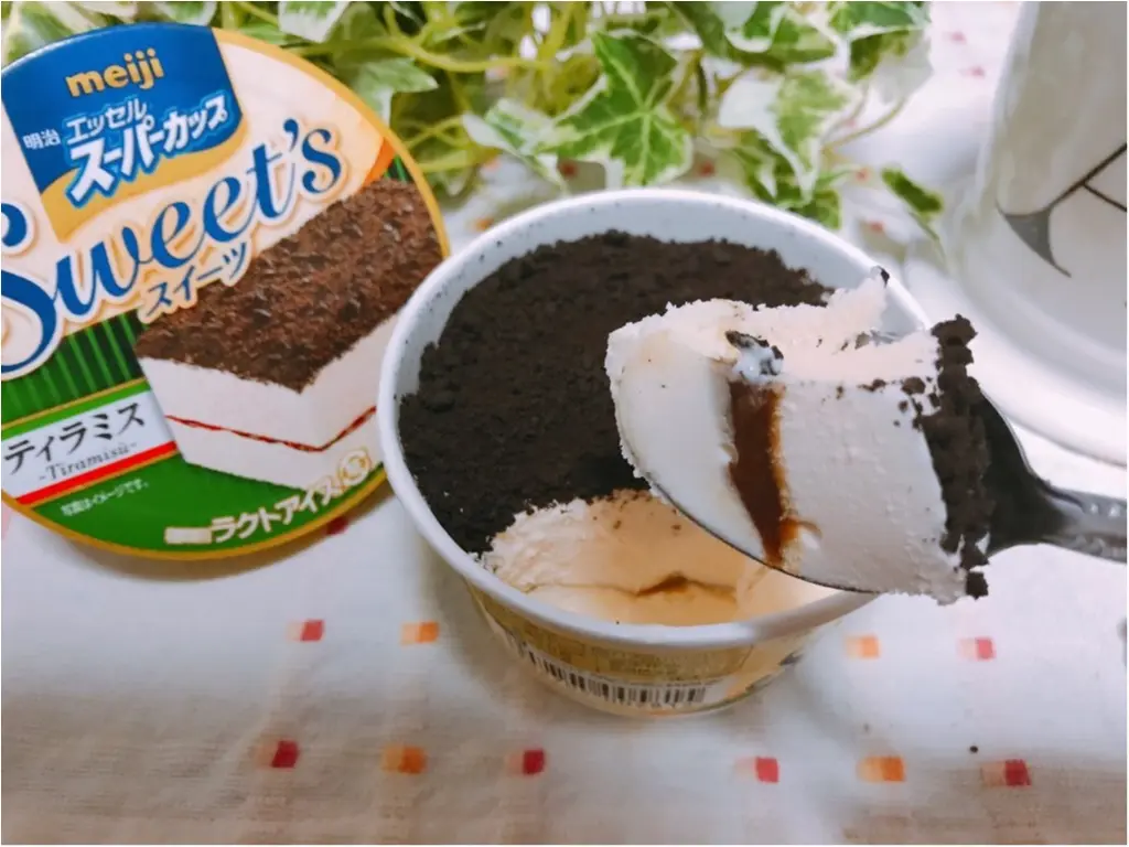 乃木坂46のCMでお馴染み【スーパーカップ】ケーキなの?アイスなの?『Sweet’s』シリーズから《ティラミス》が登場★_4