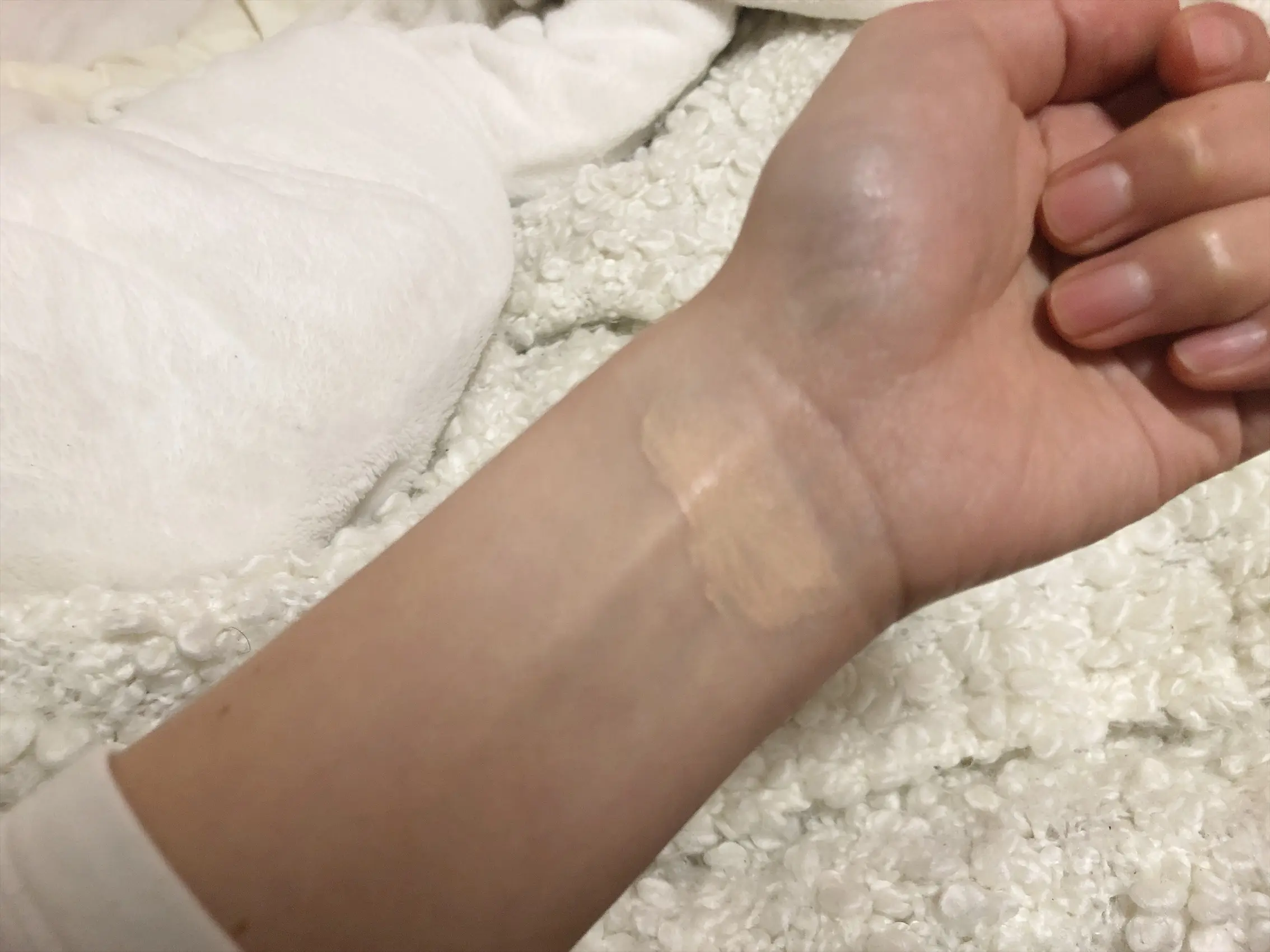 乾燥するこの時期にオススメなファンデーション《est》購入の決め手はまさかの、、_3