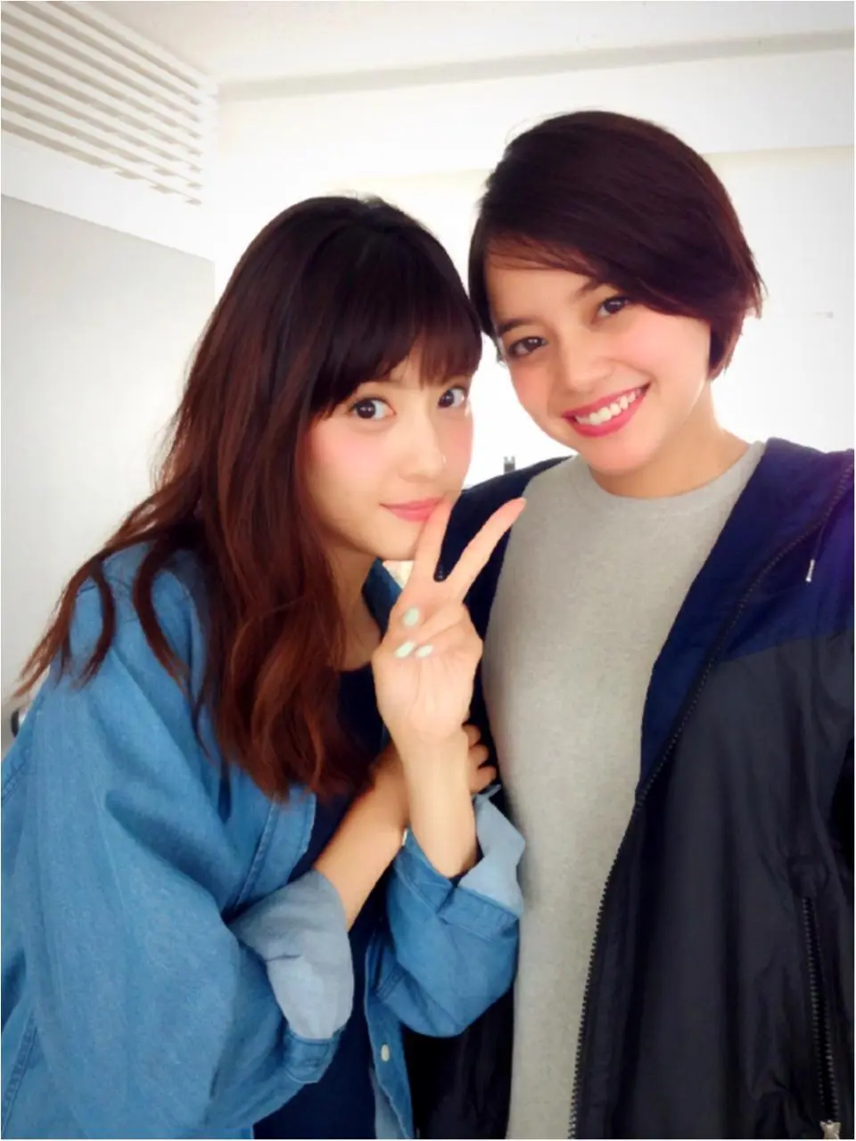 【オフショット】セシル&ありさ、体張ってます!_1