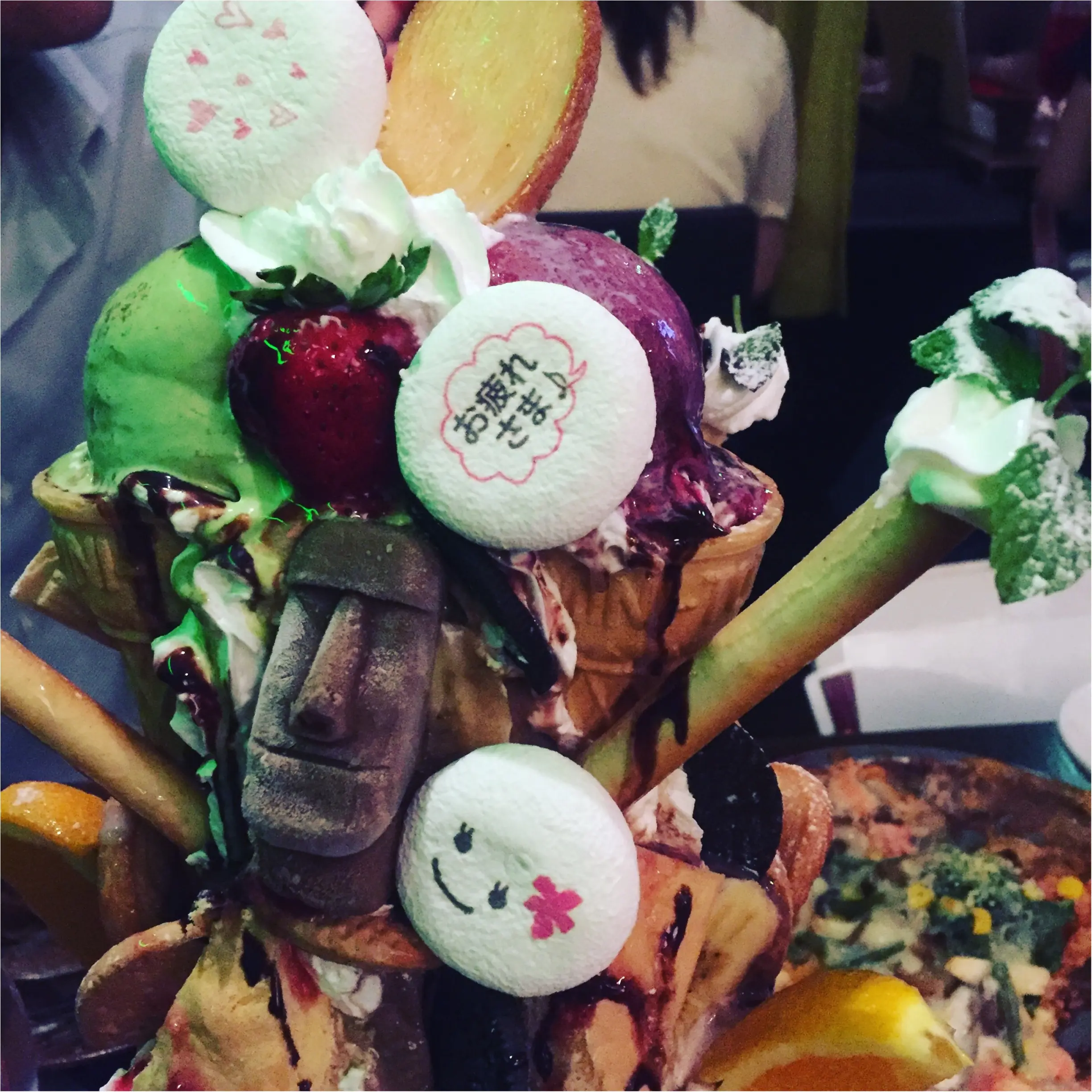 【グルメな話】パフェ・チャレンジ!巨大パフェにトライしました✨_2