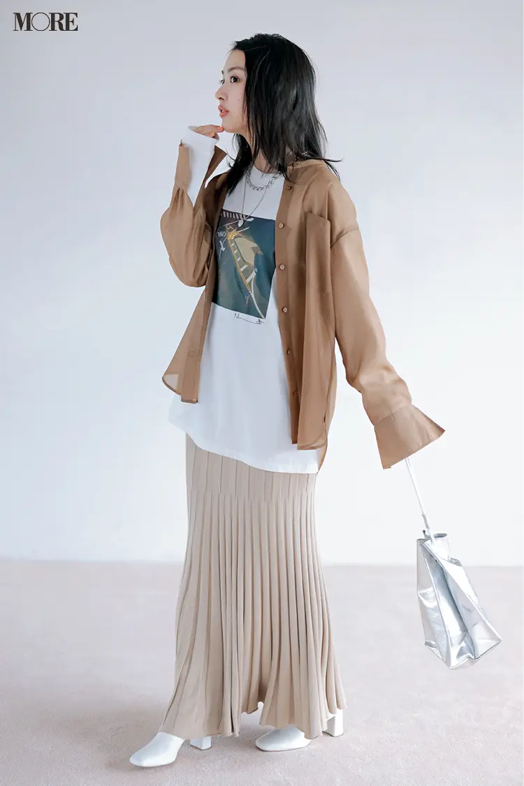 【今日のコーデ】<内田理央>フォトTシャツに透けるシャツを重ねて感度高めの休日カジュアルに♡_1