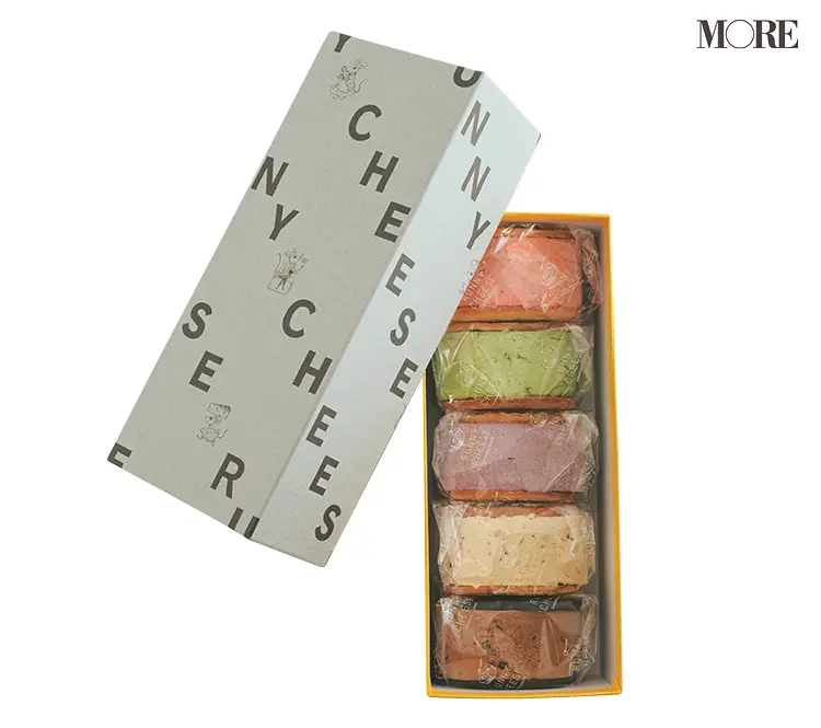 福井県のおすすめお取り寄せグルメ「RUNNY CHEESE」のバターチーズサンド、箱に入ったイメージ