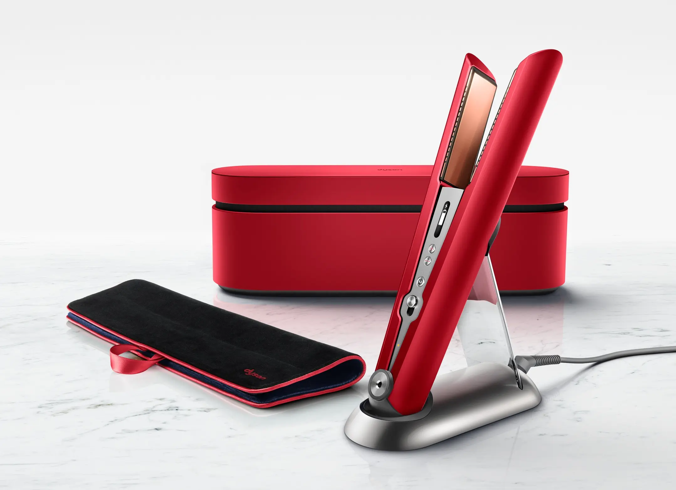 ダイソンのヘアアイロンは髪にかかるテンションを均一にする独自のプレート技術を採用