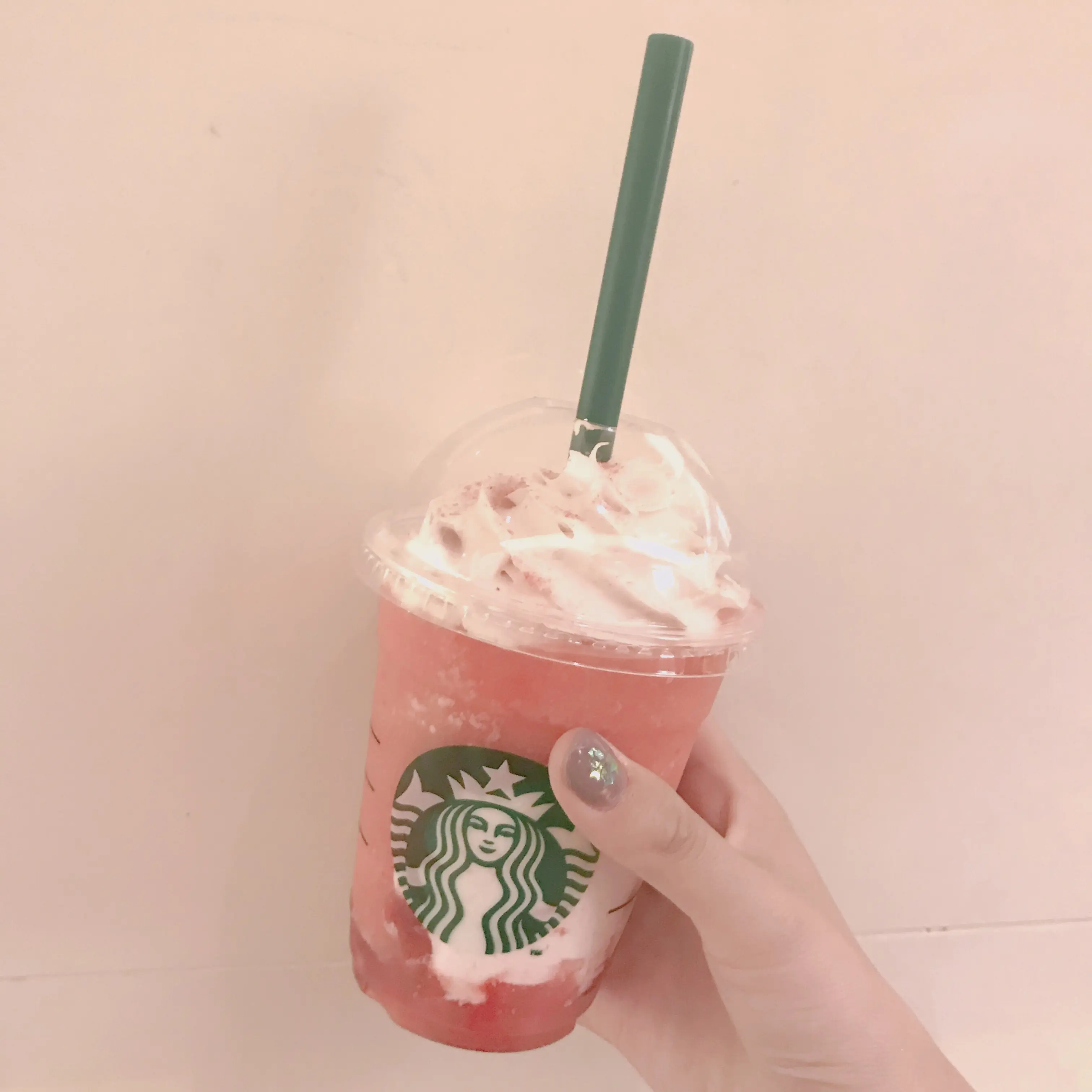 【週末だけネイル】10分でできるシンプルだけど可愛いネイルを紹介❤︎_2