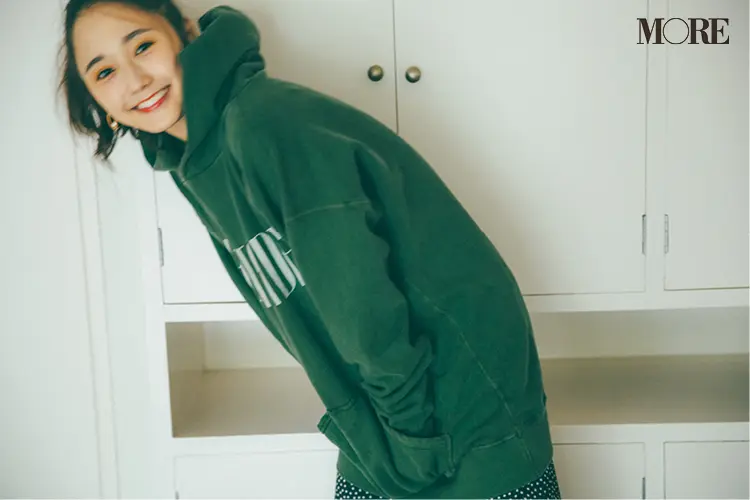 おうちでゆったりも ちょっとご近所へも フーディが最強にあざと可愛い説 スカートと合わせてみて ファッション コーディネート 代 Daily More