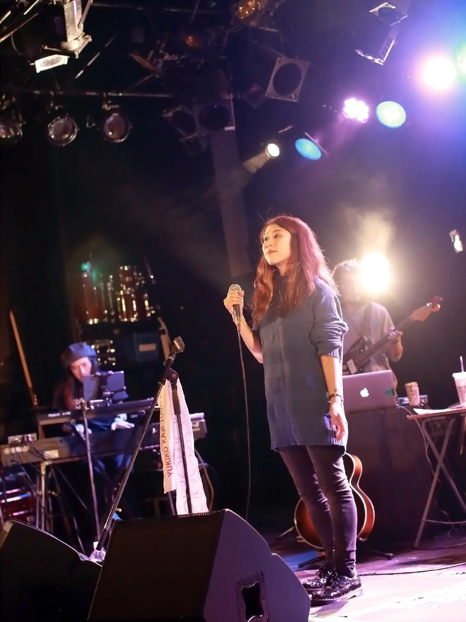 【秋から冬服へ】シンガーソングライターうたうゆきこのLive photo【ファッション】_3