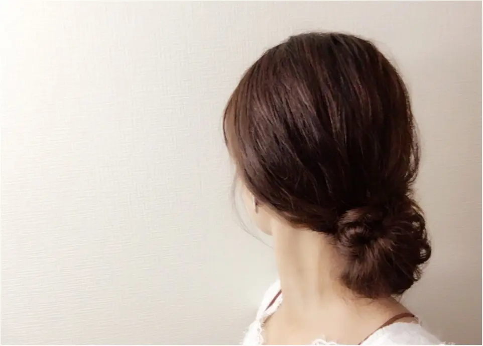 時間がない朝こそ!《ゆるっと可愛い1分ヘアアレンジ》で暑さを乗り切るっ❤️_3