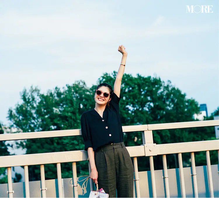 シャツ派は佐藤ありさをお手本に♡ この“4枚のシャツ”で軽やかに夏を乗り越える!_6
