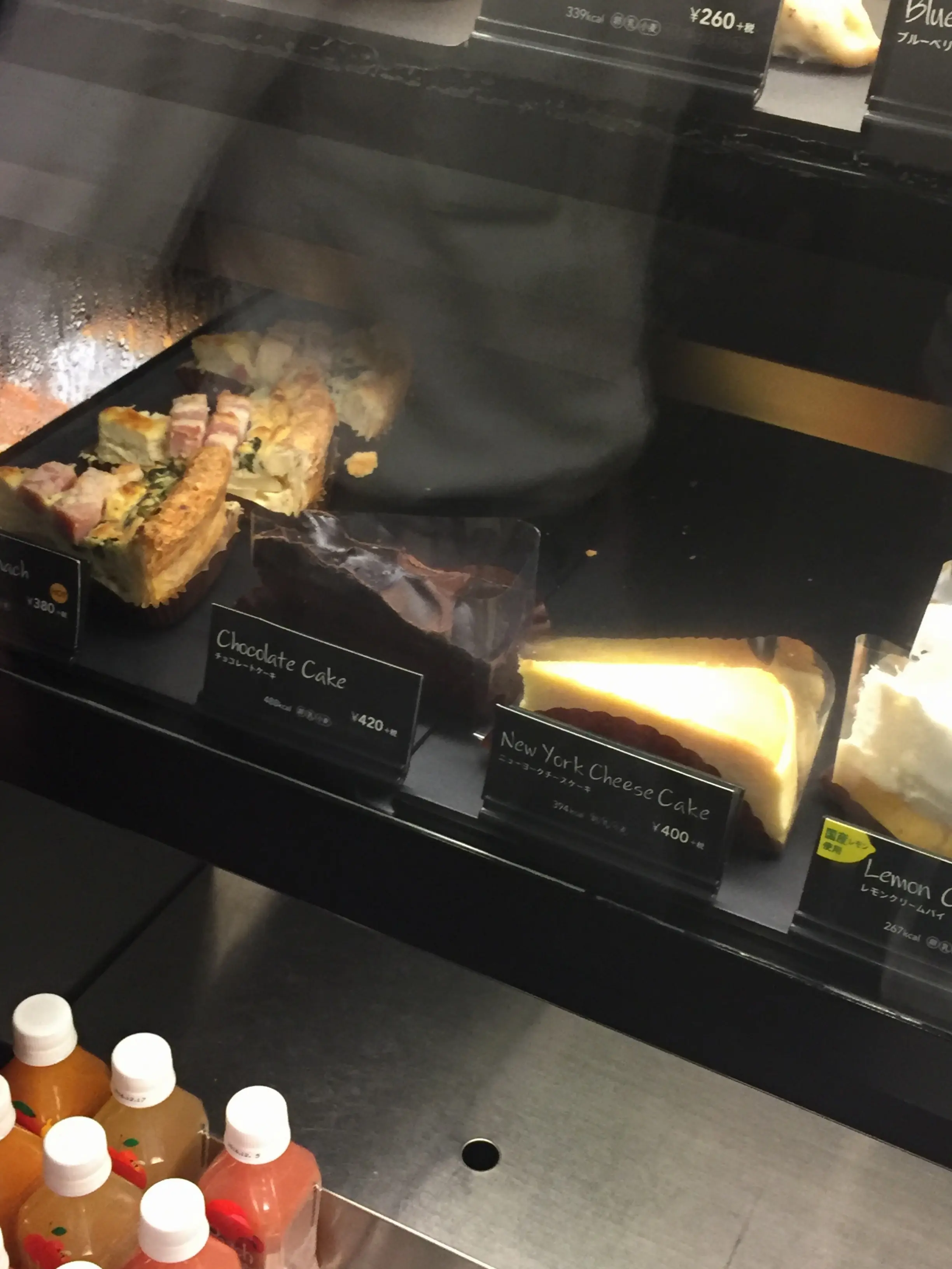 本格的すぎる‼︎一度は食べたい、スタバのチョコレートケーキ_2