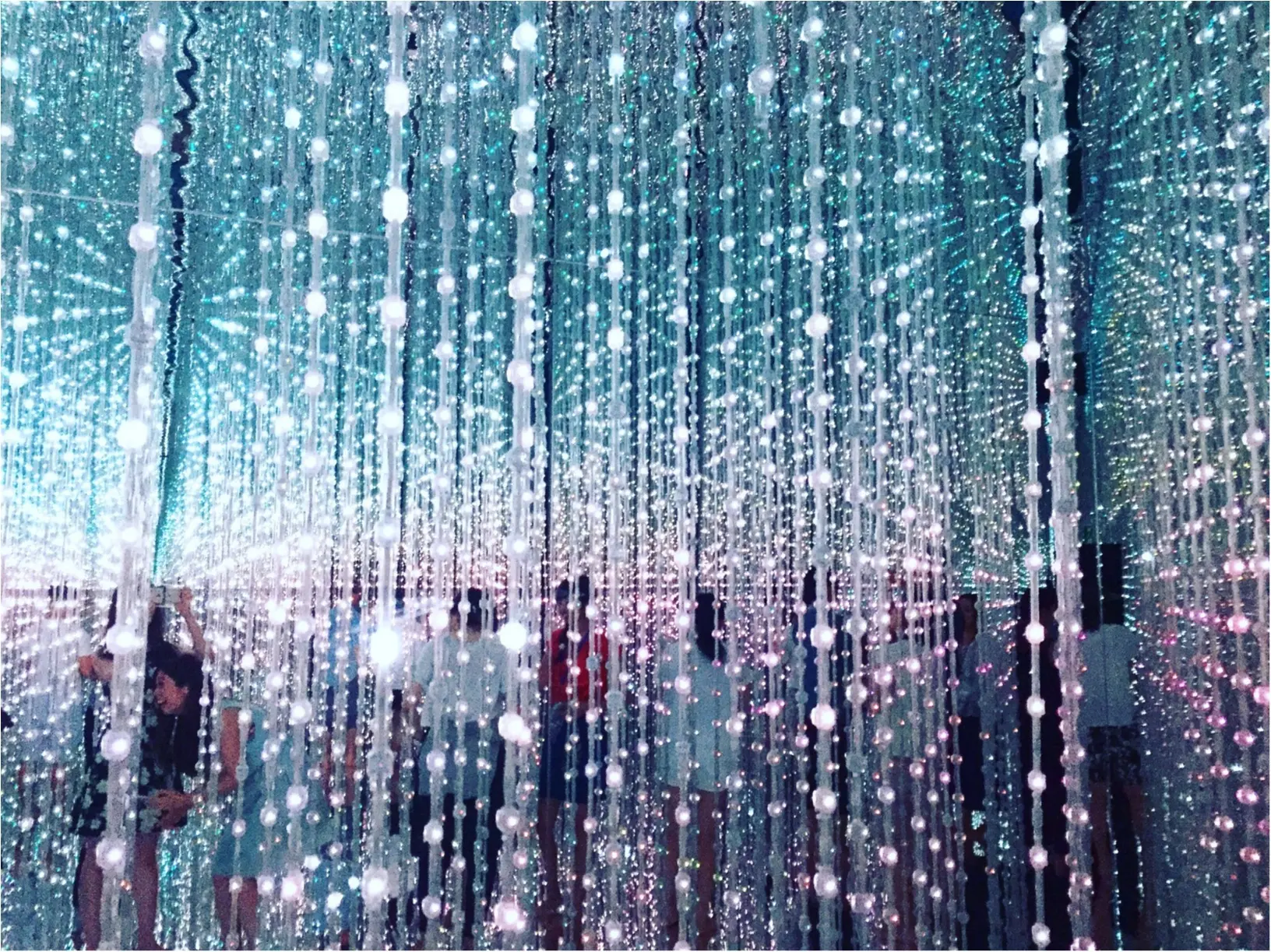 【夏のお出掛けスポット/DMM.プラネッツ Art by teamLab】水に浸かったり仰向けになったりして鑑賞する『デジタルアート』が幻想的✨8/31まで!お台場に急げ♩≪samenyan≫_5