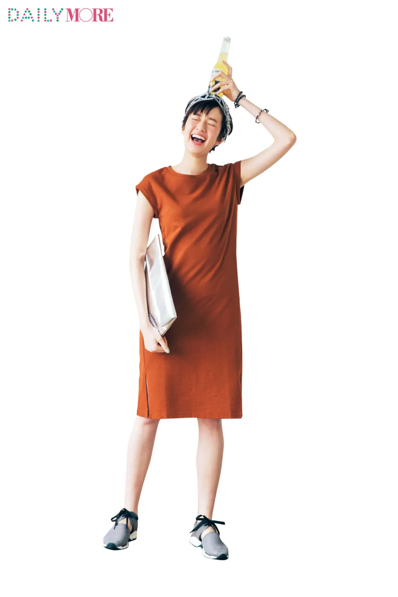 【今日のコーデ/佐藤栞里】女子トモで集まる金曜日は旬のテラコッタカラーを主役に!_1