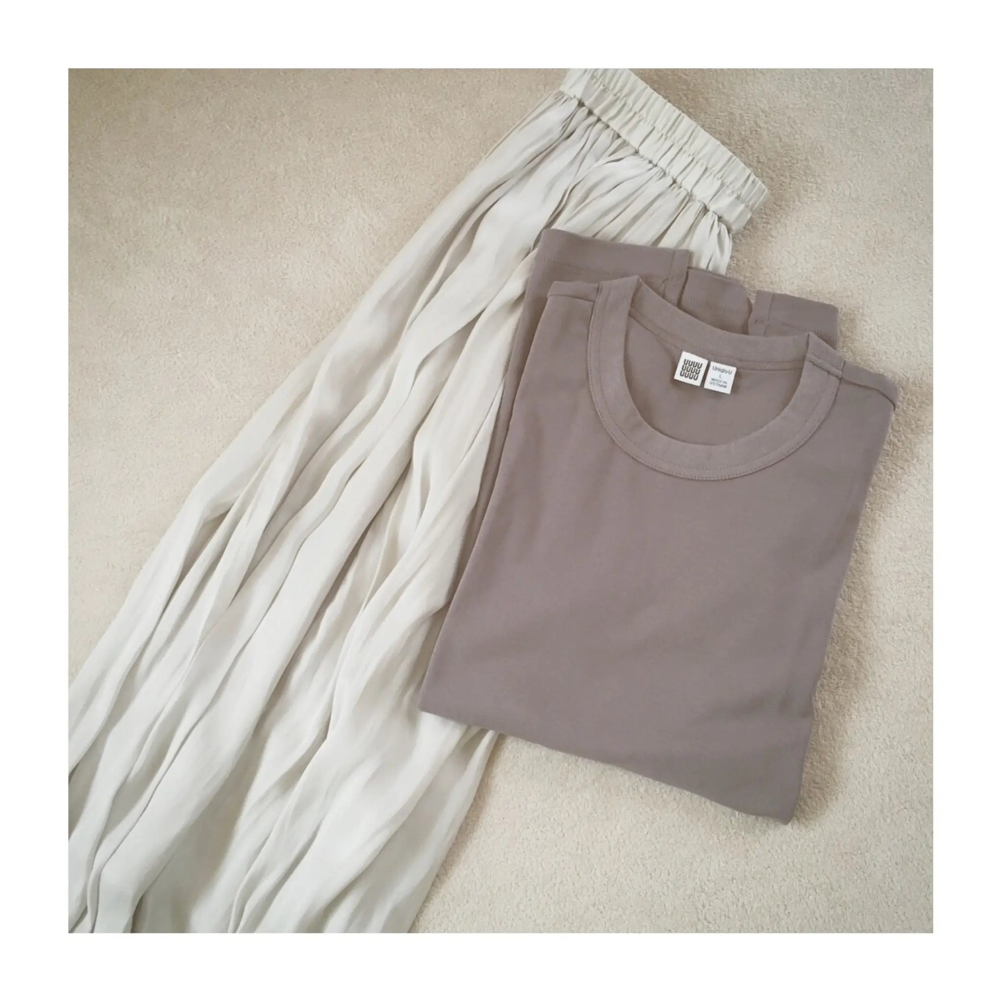 《まだまだ使える!》【Uniqlo U】の大人気¥1,000Tシャツ、いま買い足すなら秋カラーがおすすめ❤️_3