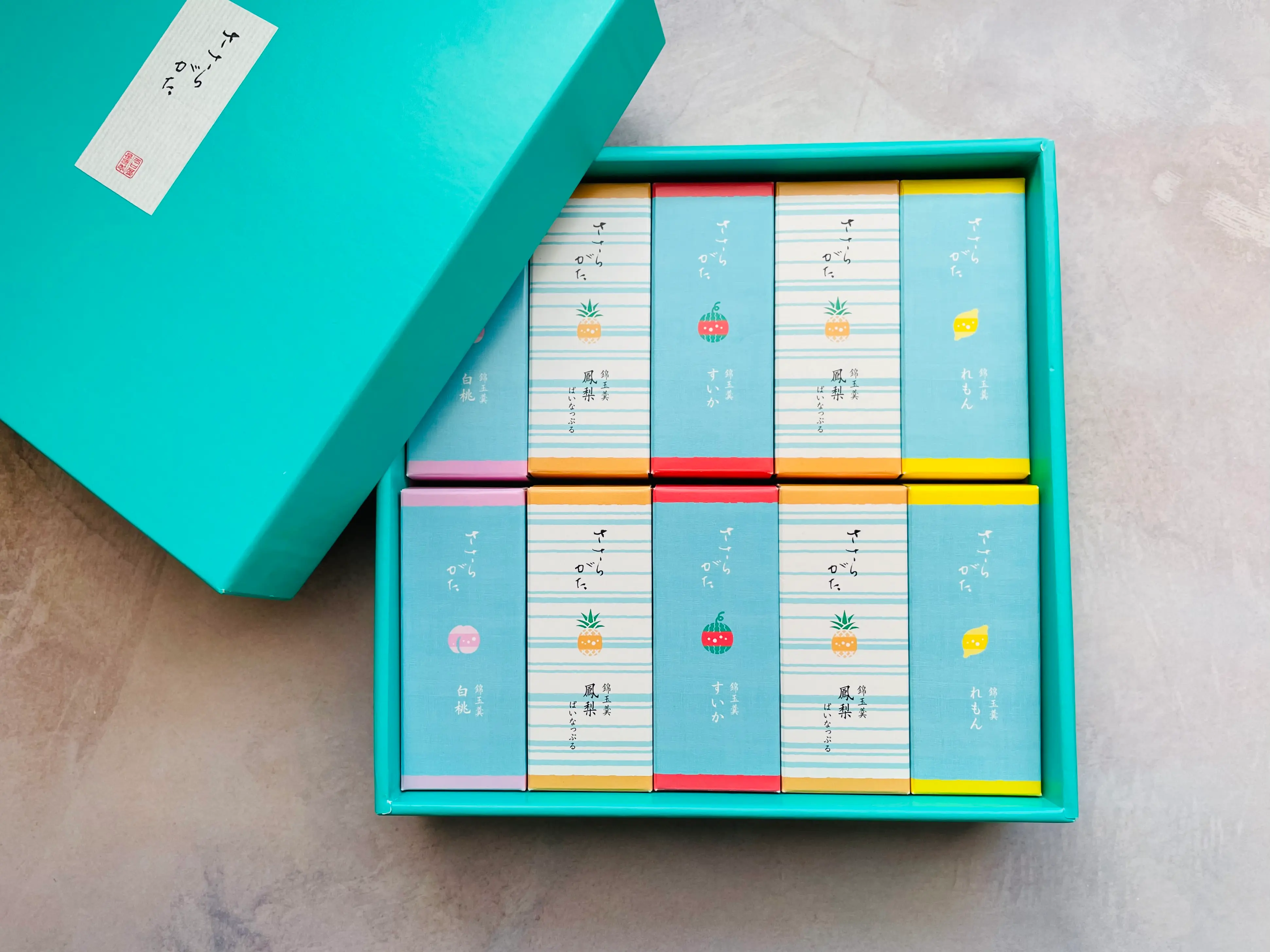 名古屋の御菓子処「両口屋是清」の夏季限定スイーツである錦玉羹「ささらがた」