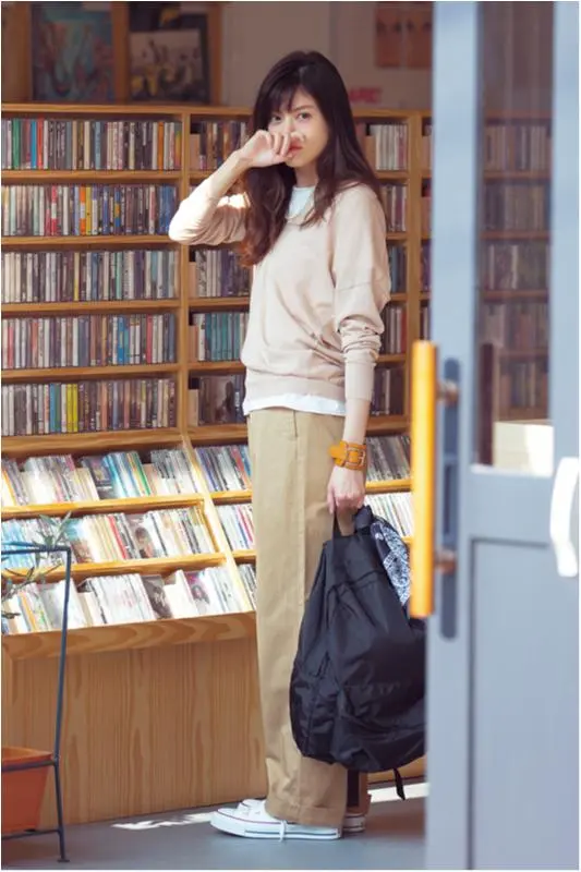 【今日のコーデ/佐藤ありさ】午前半休を取った火曜日は大人っぽカジュアルが気分!_1