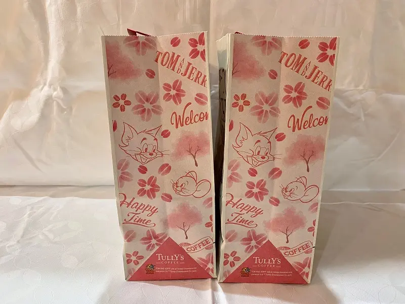 タリーズ新作、トムジェリ仕様のショッパー裏