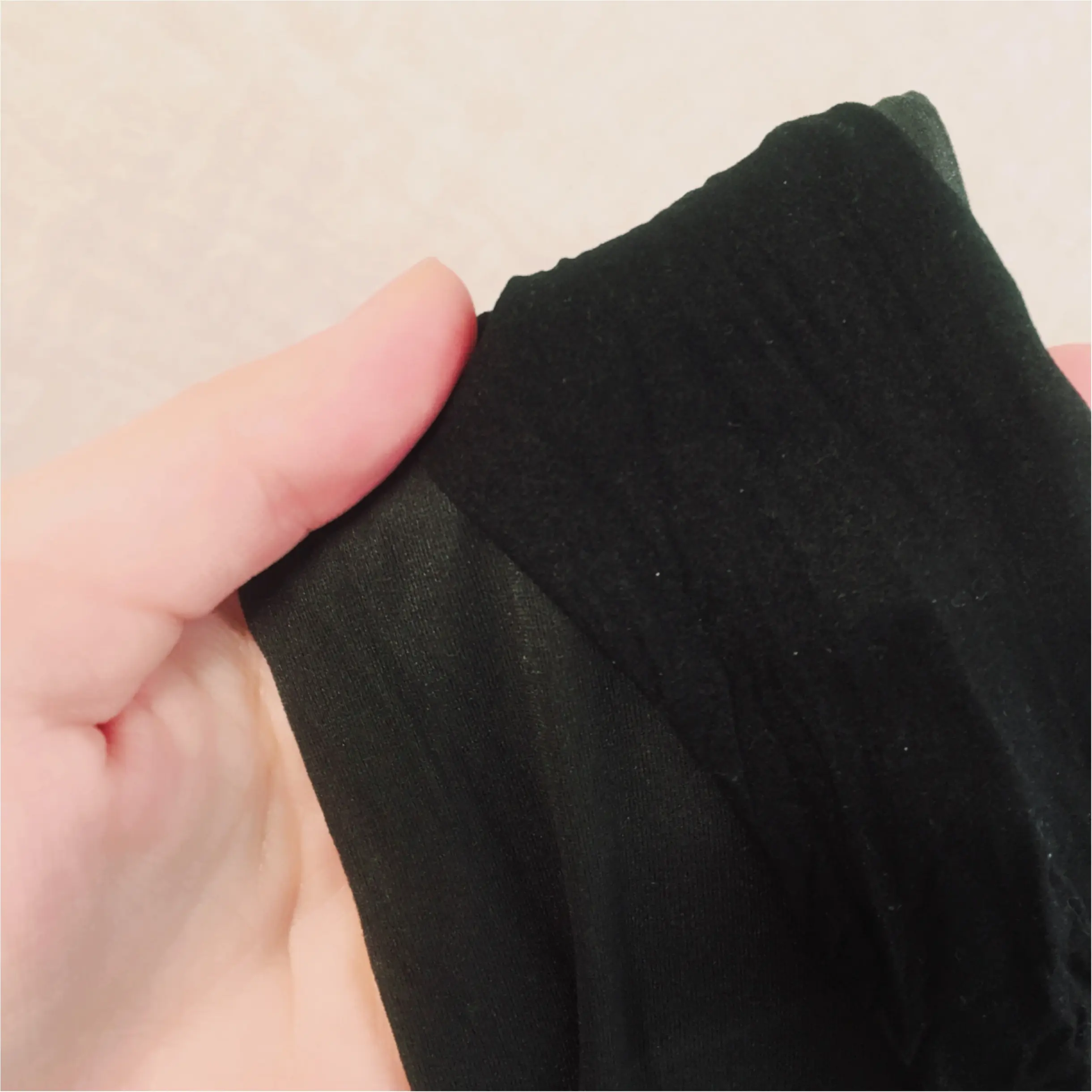《着やせも靴や服とのなじみ感もバッチリ!》″コークグレー″のストッキング_2
