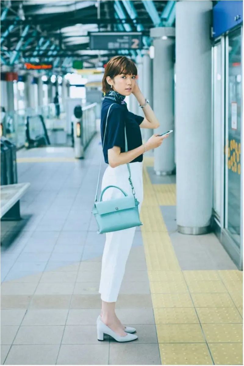Tシャツ通勤から、優秀すぎるベージュブラまで。「夏アイテム」情報満載♡【今週のファッション人気ランキング】_2