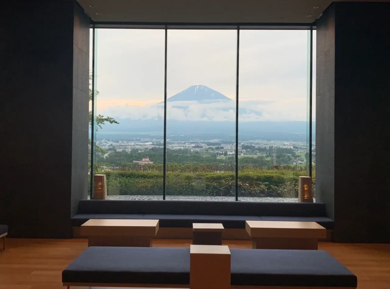 富士山ビュー 御殿場にあるhotel Cladに宿泊 アウトレットグルメも Moreインフルエンサーズブログ Daily More