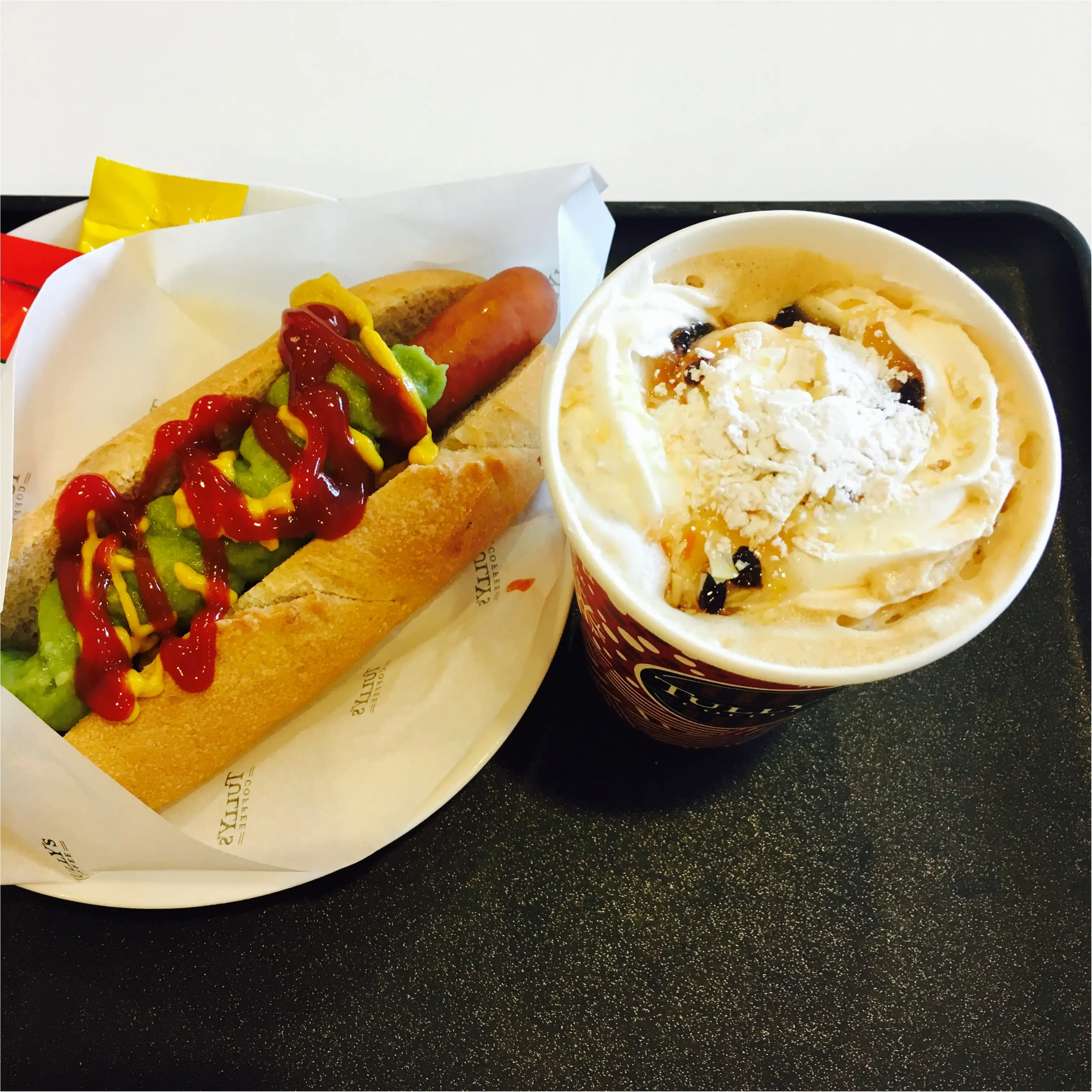 【タリーズ】の期間限定≪シュトーレンラテ≫がかなり美味しい!_2