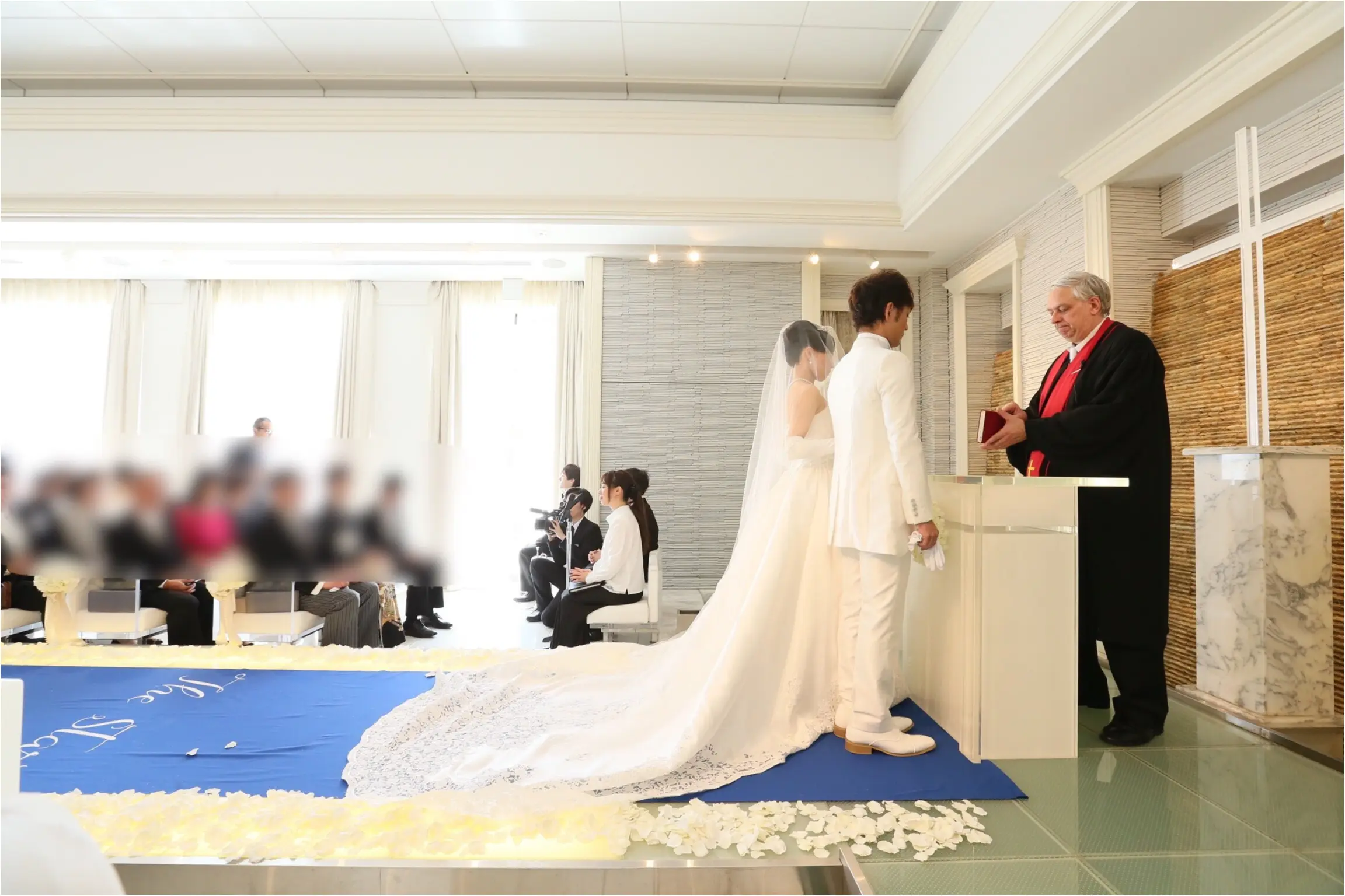 moco婚③▶︎オリジナルバージンロードで世界に一つだけの挙式に♡_10