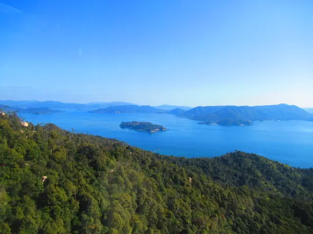 【女子旅におすすめ】絶品グルメや観光名所が盛り沢山…『広島・宮島の旅』_6