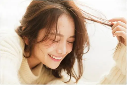 おしゃれ女子に話題の「#クボコレ」で、大人あどけない『生メイク』をマスター!_4