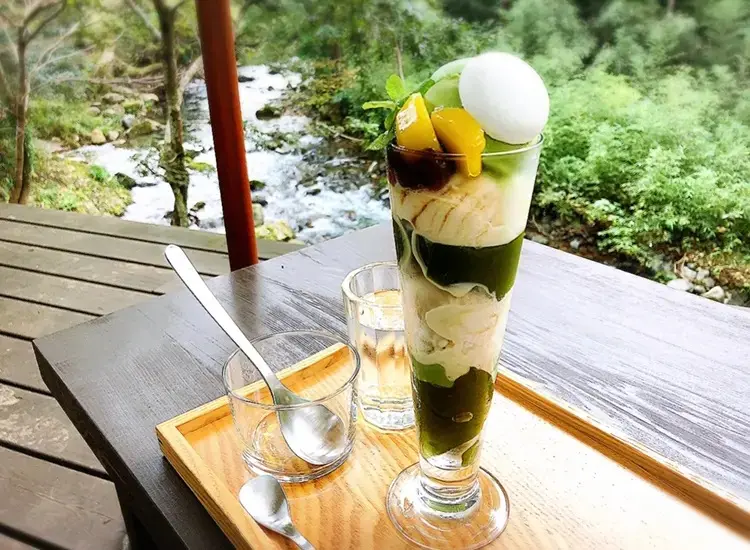 伊豆のおしゃれカフェ、川床テラスが癒される♪ 『東京ディズニーシー』情報も【今週のMOREインフルエンサーズライフスタイル人気ランキング】_3