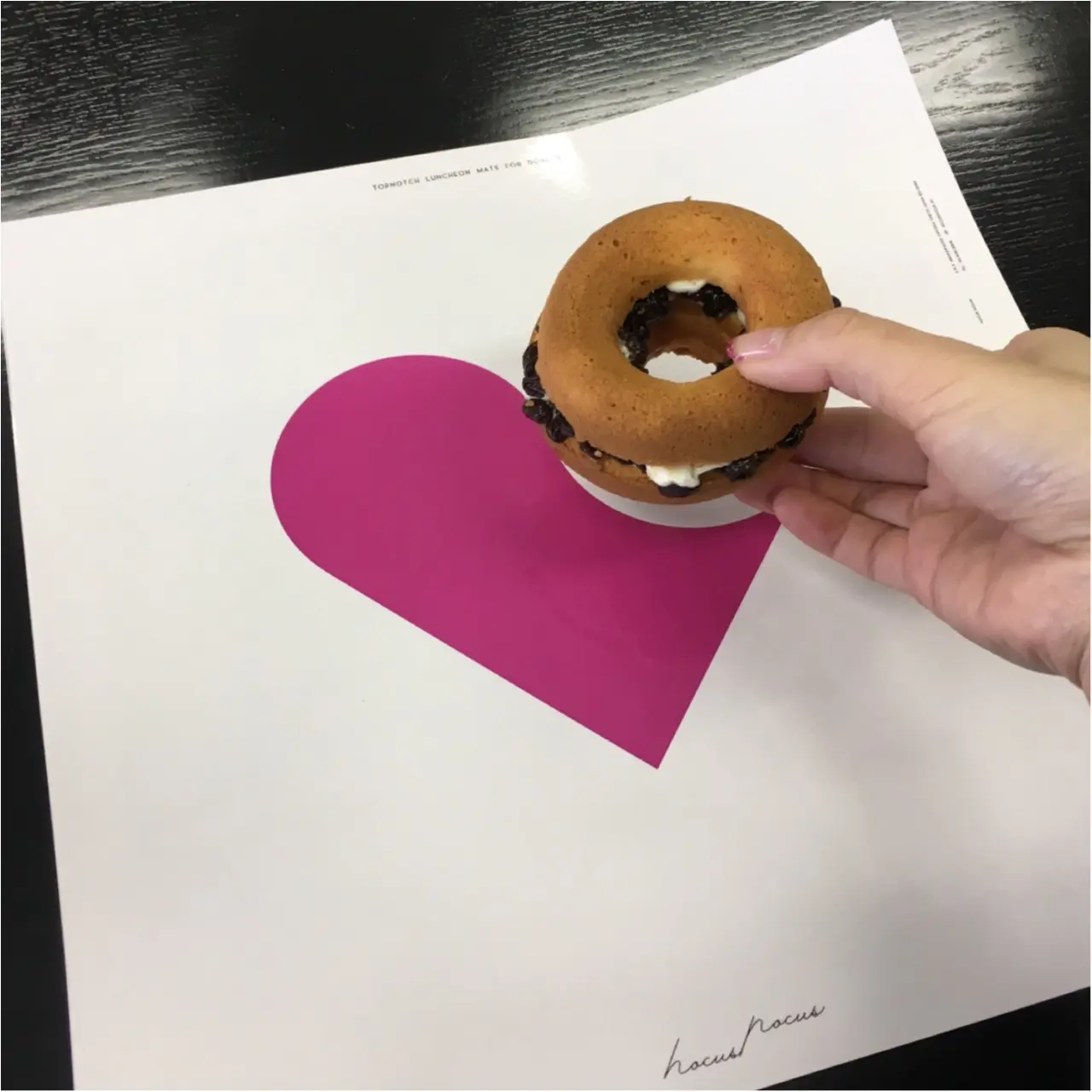 《2/18まで!》思わず置きたくなる?!"ドーナッツをランチョンマットに置きたくなる展"に行ってきました♡_4