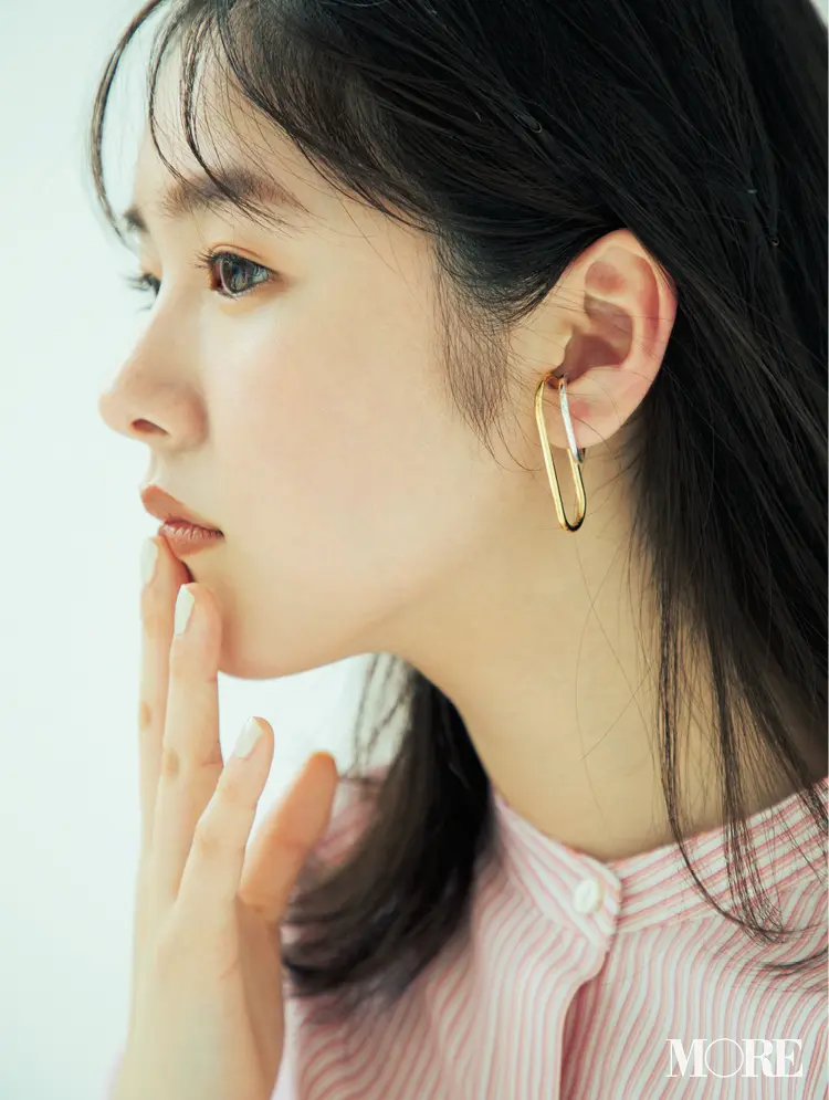シャツが見違える10の"ちょい足し"テク♡ 「何を着るか」の次は「どう着るか」だ!!記事Photo Gallery_1_10