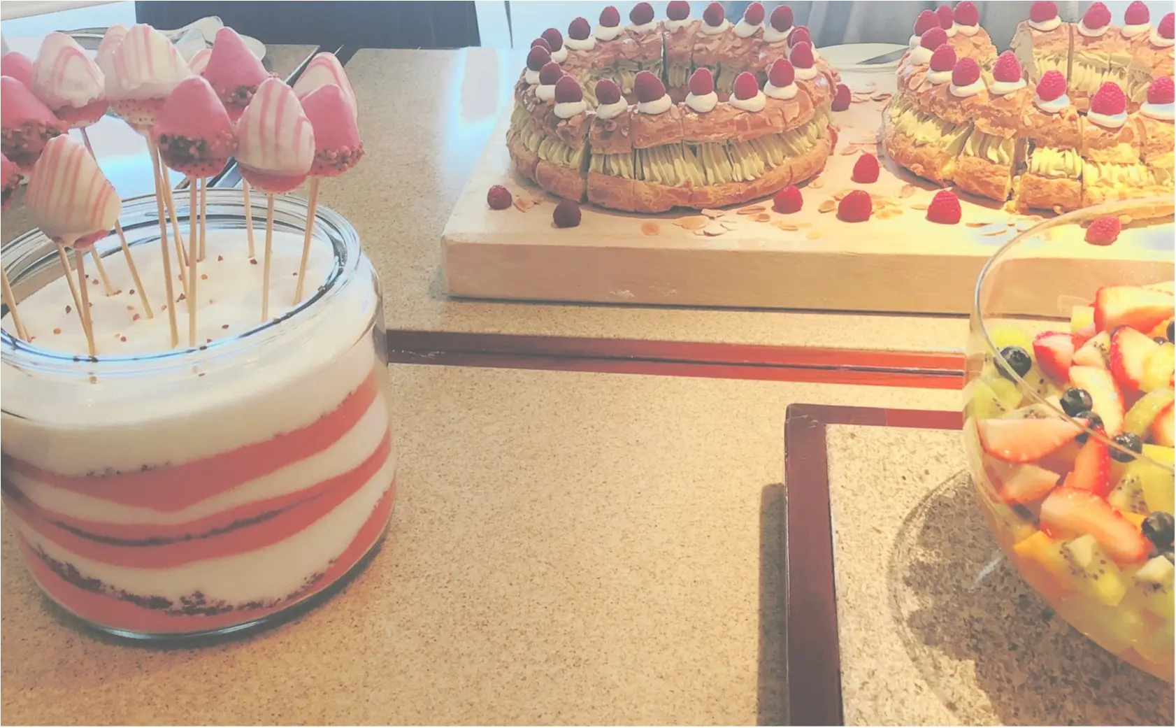 【MORE大女子会♥︎♥︎】年に1度の大イベントにご紹介いただき、行ってきました^^★フォトジェニックなSweetsから、豪華なスペシャルゲスト♡♡みんなと撮った写真も♡♡_8