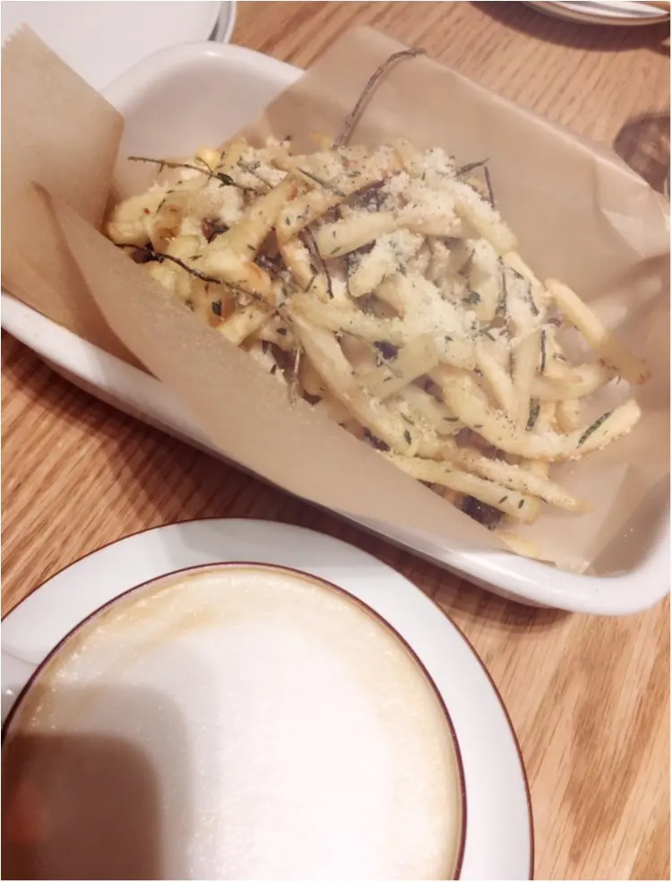表参道キャットストリートにある隠れ家カフェ♡【uzna omom】が駒込に♡四季で楽しめる六義園も魅力なお店♡!_3