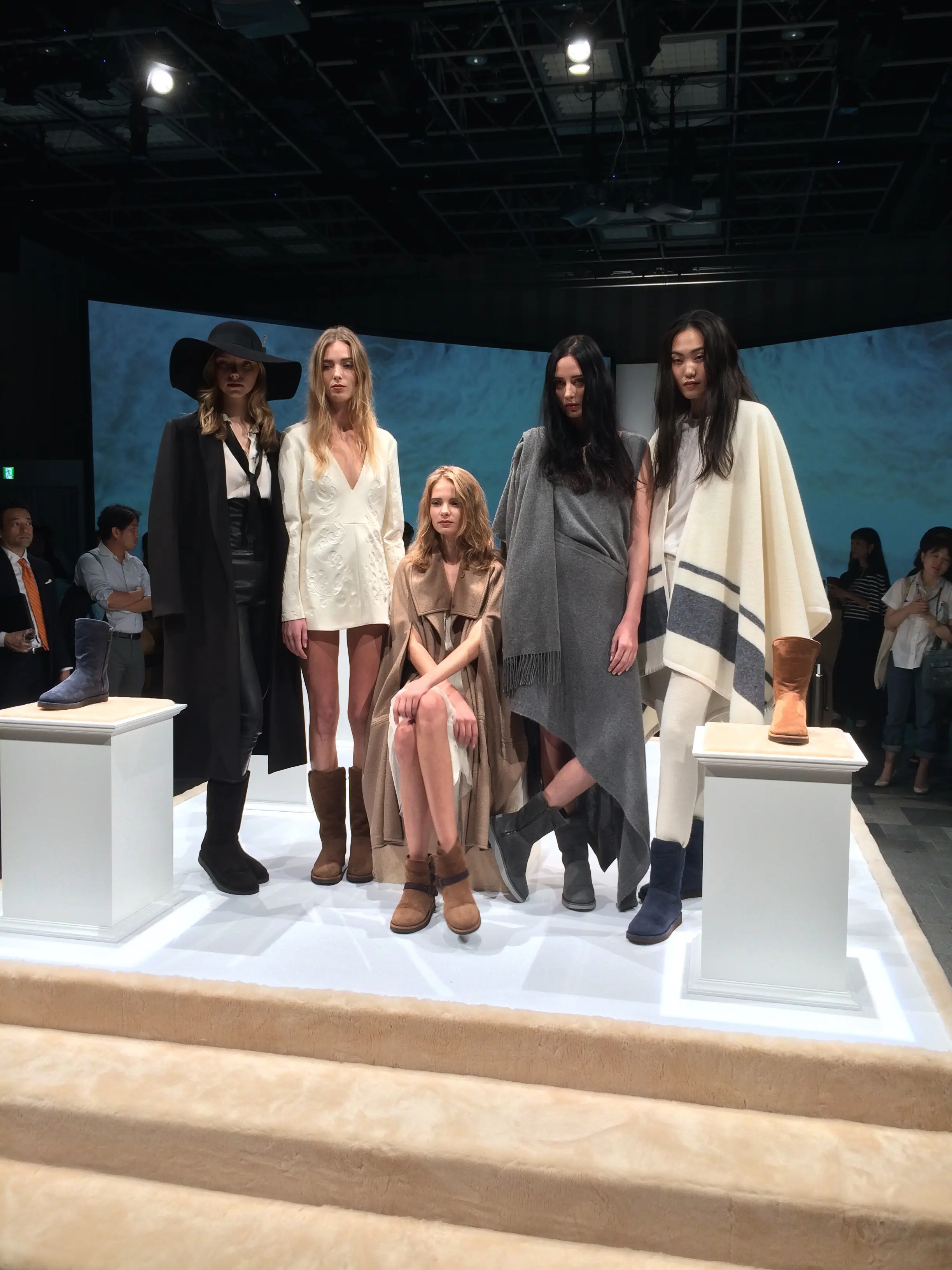 UGG®のシープスキンブーツがスリムになって登場! はき心地はそのままに♡_4