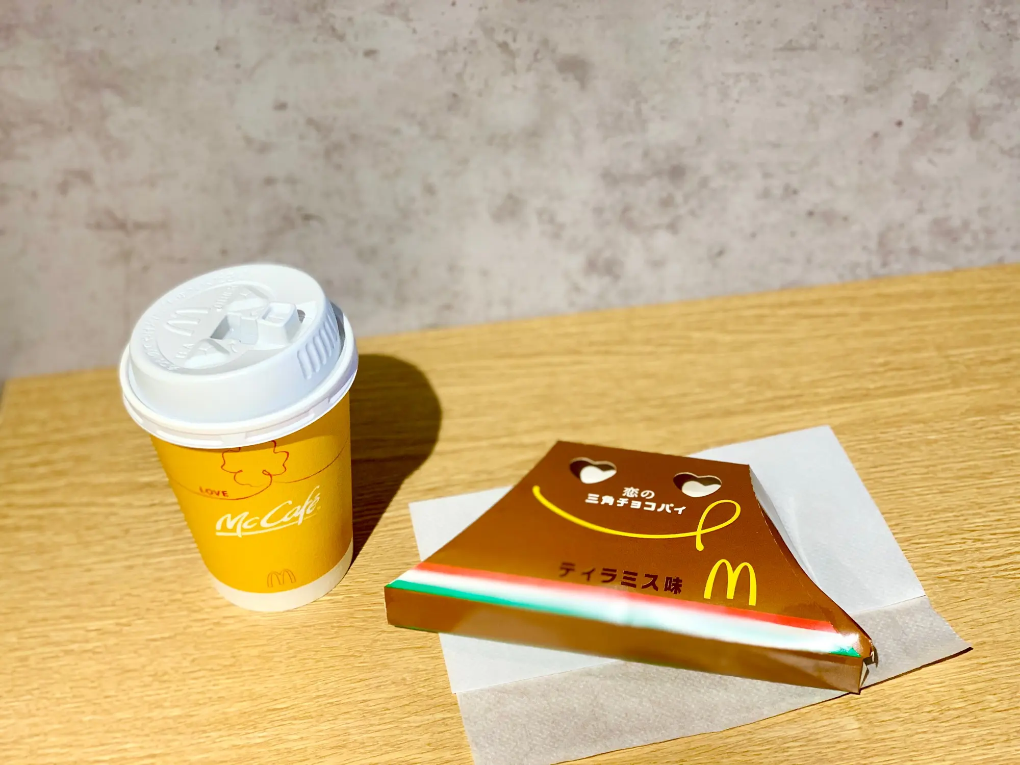 【マクドナルド】《三角チョコパイ初❤️》ティラミス味が登場!☻_1