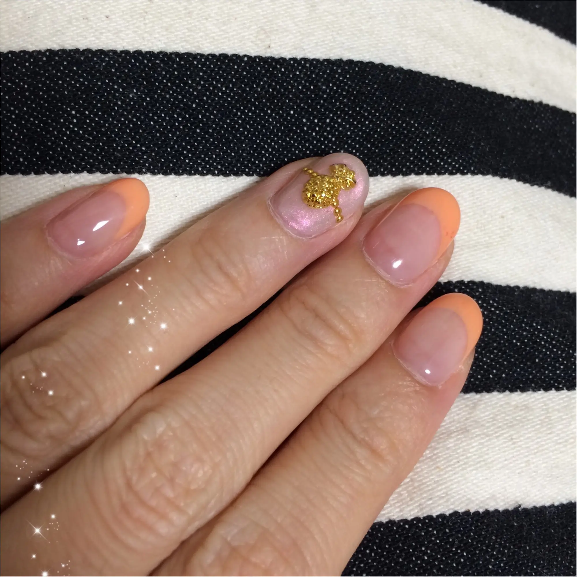 8月Nail*「美味しそうなメロン色ベースにパイナップルのストーン置いて常夏ウキウキ♩」by Alisa*_2
