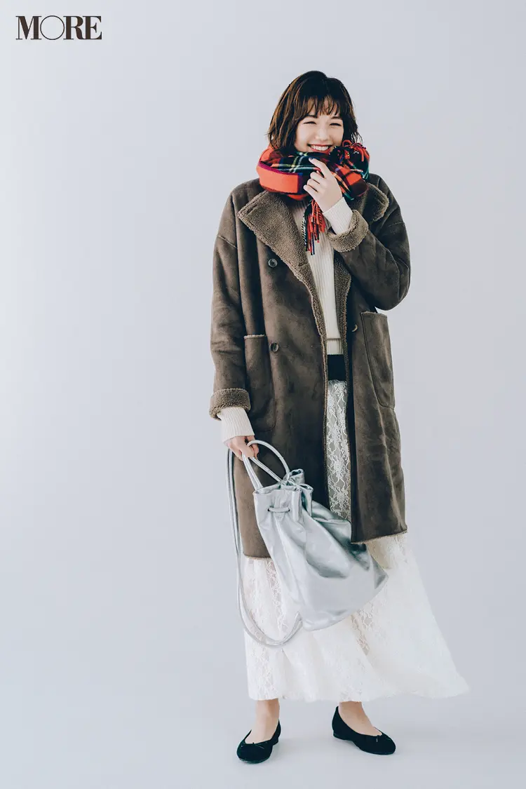 【今日のコーデ】仕事納めの日の服は真っ白コーデ×ムートン風コートで暖か&柔らかな印象に <佐藤栞里>_1