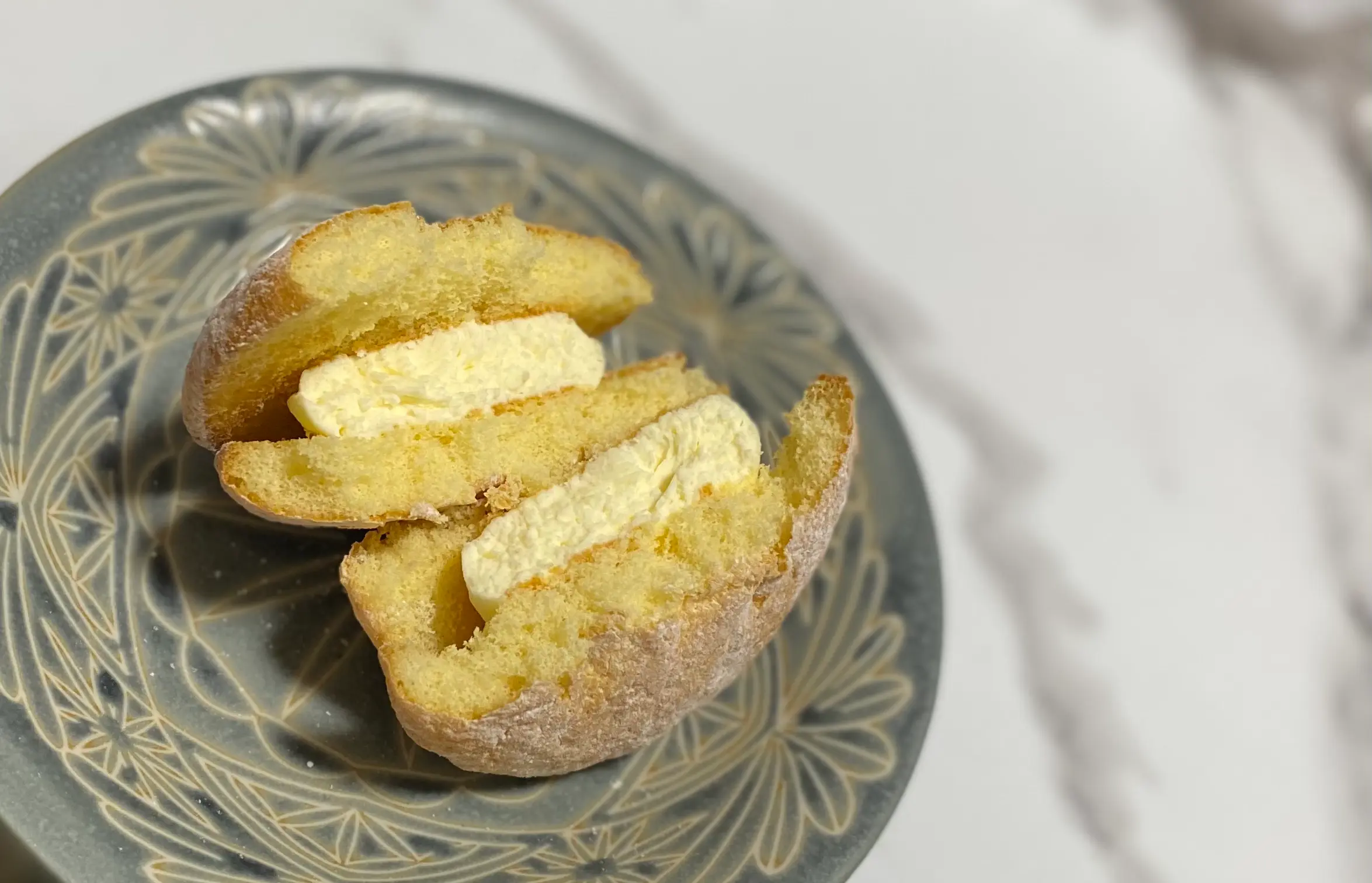 ブッセ ローソンスイーツ 塩スイーツ コンビニスイーツ 夏スイーツ ローソン コンビニ コンビニスイーツ コンビニスイーツレポ